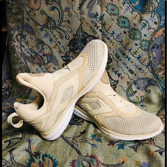 Rare APL COTW Luxury Shoes - Picture 2 of 15